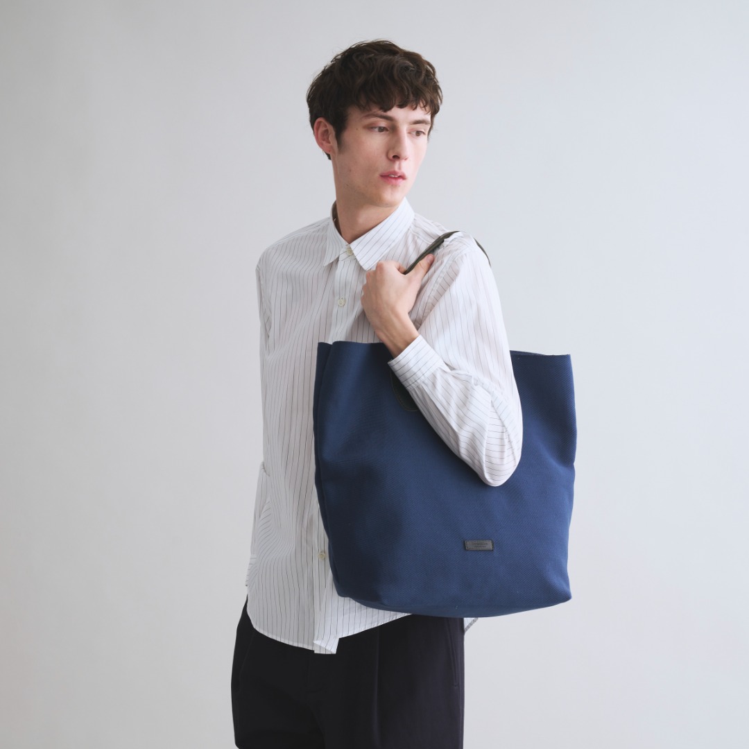 New In; GRUKHA TOTE